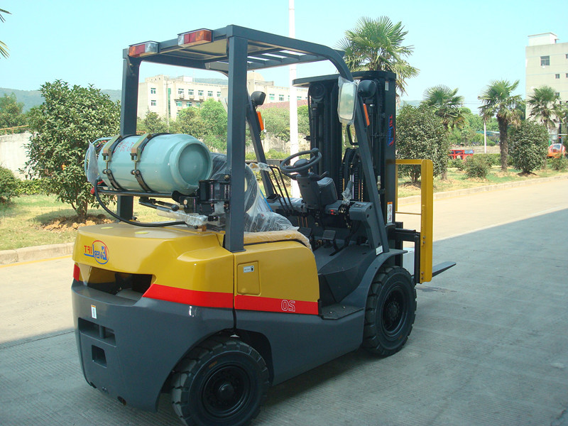 LPG Fork Lift Truck